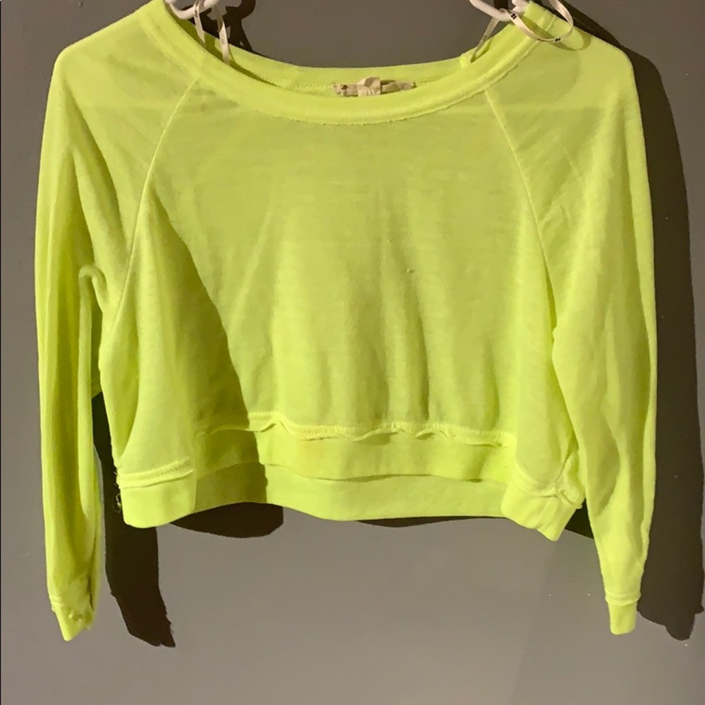 neon yellow long sleeve crop top